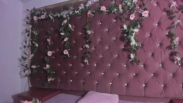 MaddyHudson online show from June 12, 9:34 pm