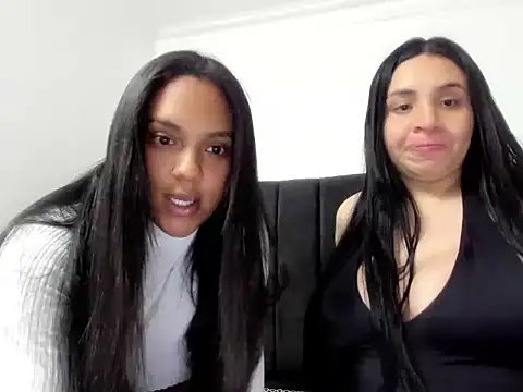 EmmaHole  online show from May 28, 3:58 am
