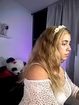 JoselinFlower  online show from November 11, 1:33 am