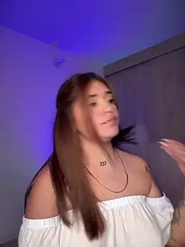 JoselinFlower  online show from December 13, 4:22 am