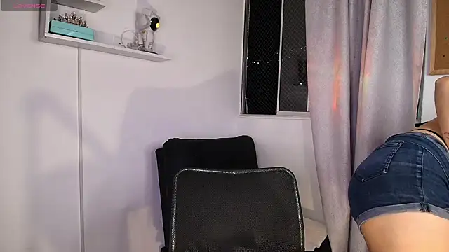 JoselinFlower  online show from October 16, 1:36 am