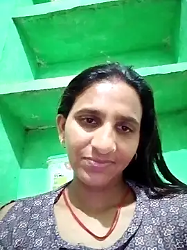 Baby  Shreya online show from May 6, 10:30 am