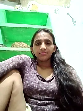 Baby  Shreya online show from June 2, 10:10 pm