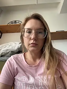 Vanilladreams online show from May 14, 4:04 pm