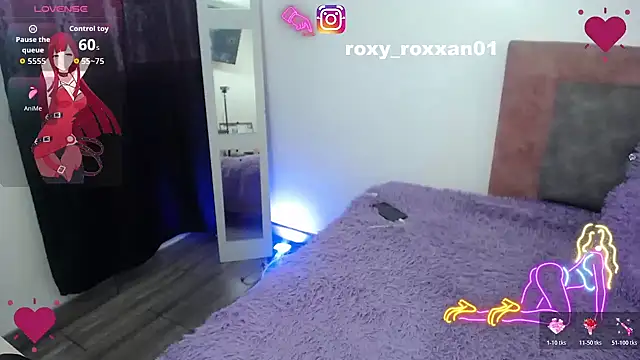 Snapshot of roxy_roxxan chatting on November 3, 2:42 pm roxy roxxan online show from November 3, 2:42 pm