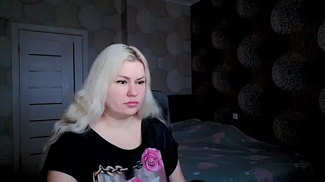 Snapshot of natusik chatting on March 12, 4:41 am natusik online show from March 12, 4:41 am