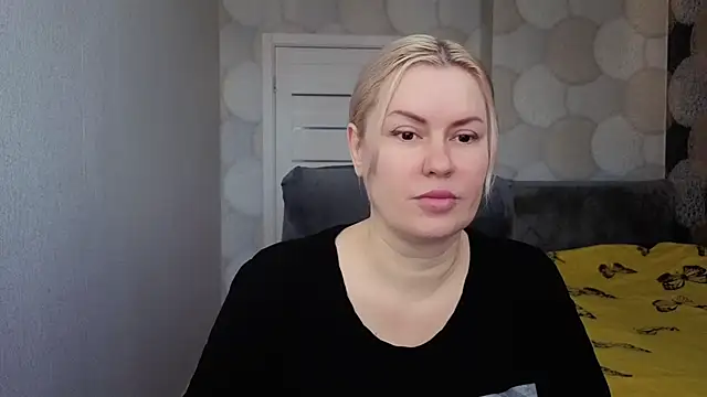 Snapshot of natusik chatting on June 3, 3:18 am natusik online show from June 3, 3:18 am