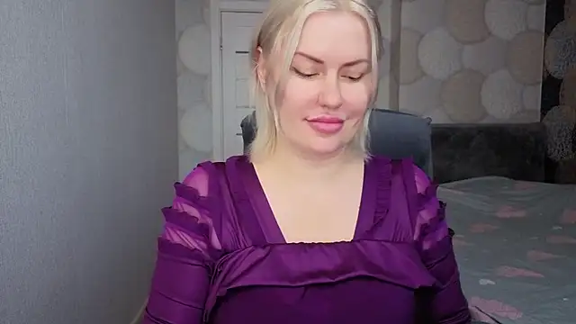 Snapshot of natusik chatting on June 20, 1:54 am natusik online show from June 20, 1:54 am