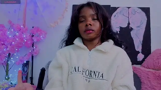 KilyetVera3x online show from February 7, 6:54 am