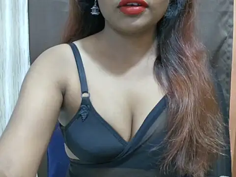 Snapshot of Mayra_baby chatting on October 8, 4:19 pm Mayra baby online show from October 8, 4:19 pm