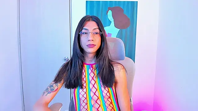 sofiaa grey  online show from April 29, 5:17 pm