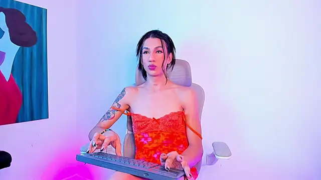 Snapshot of sofiaa_grey_ chatting on June 15, 2:39 pm sofiaa grey online show from June 15, 2:39 pm