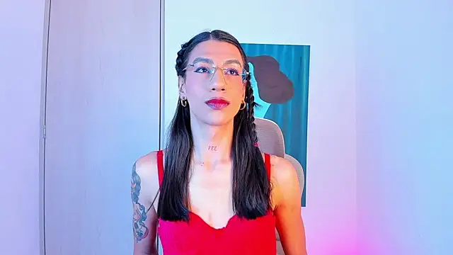 sofiaa grey  online show from April 1, 11:55 am