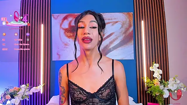 sofiaa grey  online show from September 18, 1:36 pm