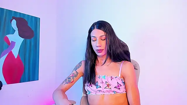 Snapshot of sofiaa_grey_ chatting on July 3, 4:02 pm sofiaa grey online show from July 3, 4:02 pm