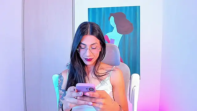 sofiaa grey  online show from April 22, 2:57 pm