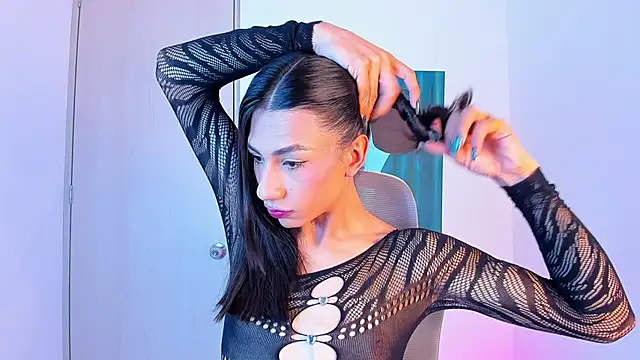 sofiaa grey  online show from March 29, 3:57 pm