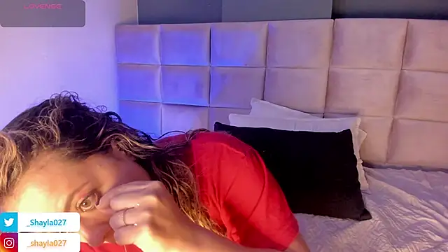 Shayla27 online show from April 13, 8:13 pm
