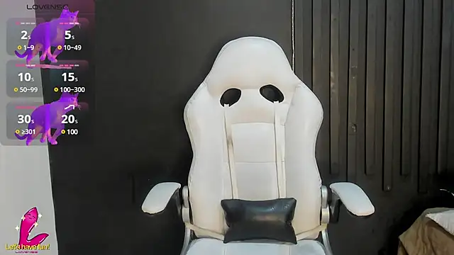 Shayla27 online show from January 30, 1:20 pm