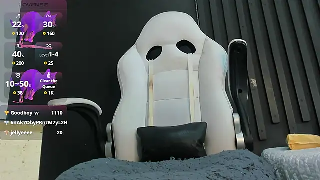 Shayla27 online show from January 15, 11:51 pm