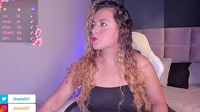 Shayla27 online show from June 1, 7:46 pm