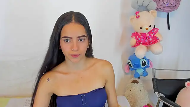 emilyclay 1 online show from October 18, 1:18 am