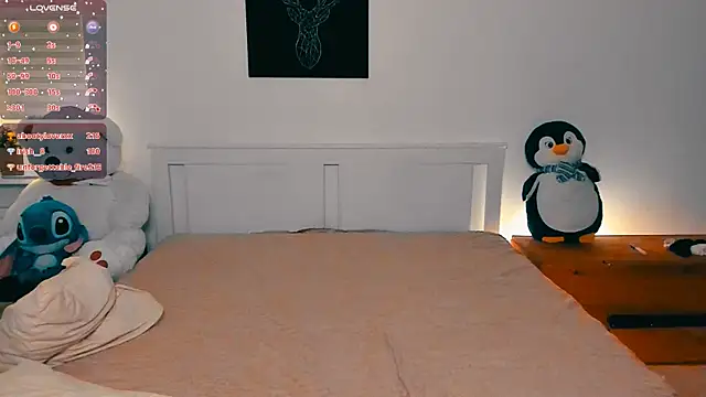 shaameless online show from March 15, 8:54 pm