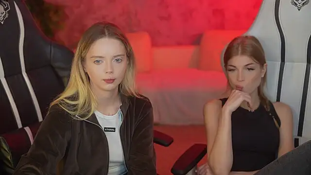 Snapshot of Cassy-Celestial_ chatting on September 19, 7:01 am Cassy-Celestial online show from September 19, 7:01 am