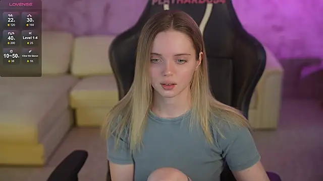 Cassy-Celestial  online show from March 7, 8:21 am