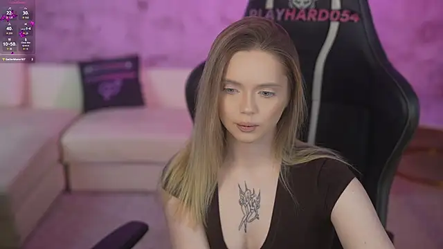 Cassy-Celestial  online show from April 4, 7:04 am