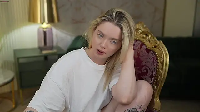 Snapshot of Cassy-Celestial_ chatting on March 22, 12:06 am Cassy-Celestial online show from March 22, 12:06 am