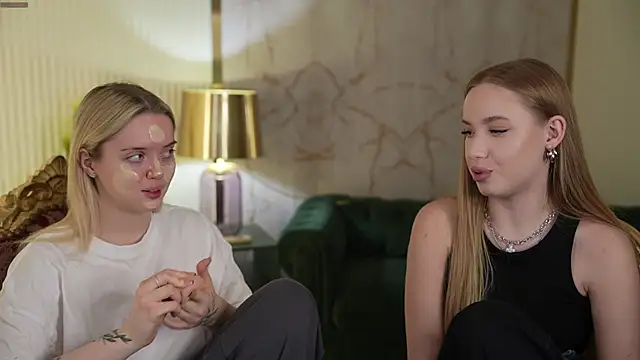 Snapshot of Cassy-Celestial_ chatting on March 20, 12:08 am Cassy-Celestial online show from March 20, 12:08 am