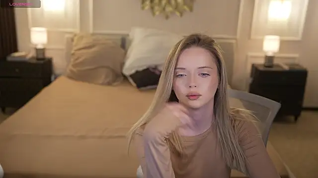 Cassy-Celestial  online show from March 19, 8:36 am