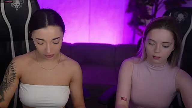 Snapshot of Cassy-Celestial_ chatting on February 18, 8:33 am Cassy-Celestial online show from February 18, 8:33 am