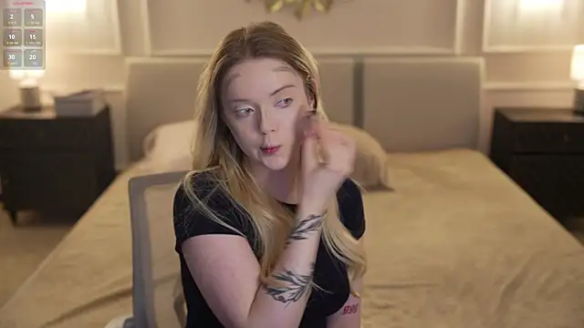 Snapshot of Cassy-Celestial_ chatting on September 12, 4:23 am Cassy-Celestial online show from September 12, 4:23 am