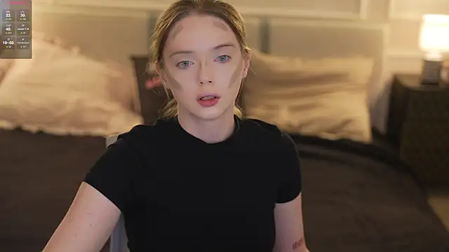 Snapshot of Cassy-Celestial_ chatting on October 27, 5:08 am Cassy-Celestial online show from October 27, 5:08 am