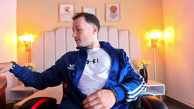 Snapshot of juan_prior chatting on January 12, 1:18 pm juan prior online show from January 12, 1:18 pm