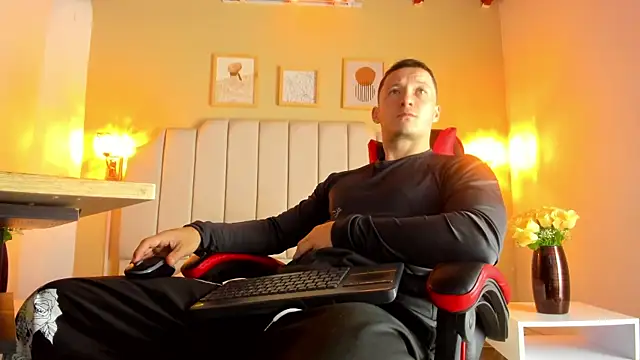 Snapshot of juan_prior chatting on December 5, 1:32 pm juan prior online show from December 5, 1:32 pm