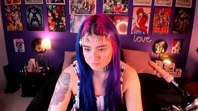 anne cross online show from February 4, 2:39 am