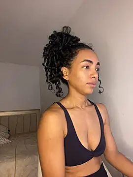 Snapshot of nicoleebony1 chatting on June 27, 4:35 pm nicoleebony1 online show from June 27, 4:35 pm