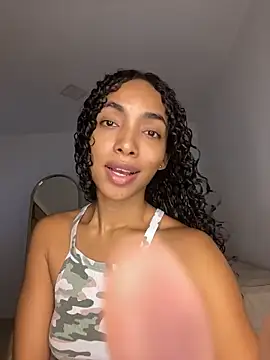 Snapshot of nicoleebony1 chatting on November 13, 8:24 pm nicoleebony1 online show from November 13, 8:24 pm