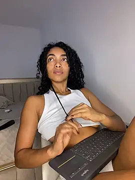 nicoleebony1 online show from February 5, 8:04 pm