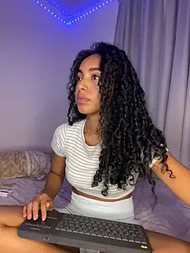 Snapshot of nicoleebony1 chatting on March 14, 1:16 am nicoleebony1 online show from March 14, 1:16 am