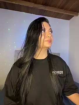 Snapshot of DashaStar chatting on January 3, 4:11 am DashaStar online show from January 3, 4:11 am