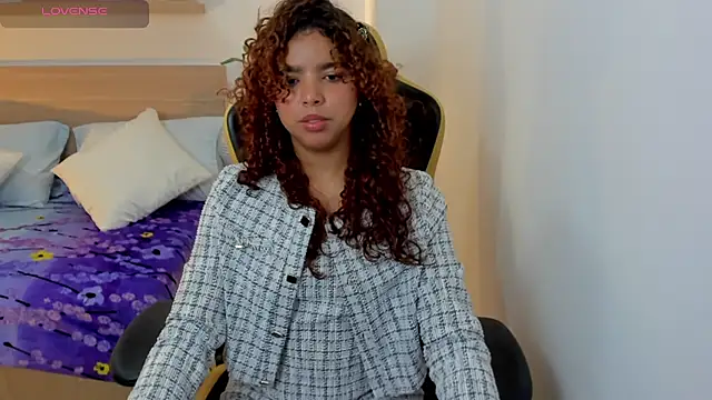 aurora rodriguez online show from February 18, 3:20 pm