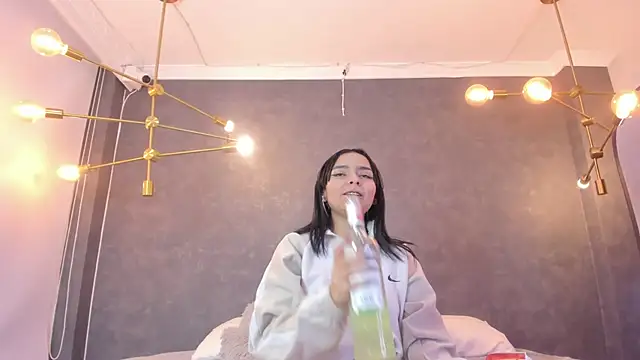 leigh-angels online show from November 6, 9:41 pm