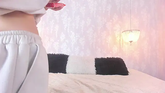 leigh-angels online show from November 24, 9:59 pm