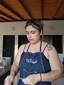 Juliietha servas online show from March 11, 9:42 pm