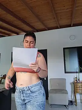 Snapshot of Juliietha_servas chatting on April 23, 5:25 pm Juliietha servas online show from April 23, 5:25 pm