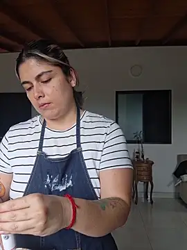 Juliietha servas online show from March 12, 5:28 pm